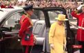 La reine Elizabeth II arrive à l'Abbaye de Westminster