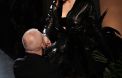 Mylène Farmer défile pour Jean-Paul Gaultier.