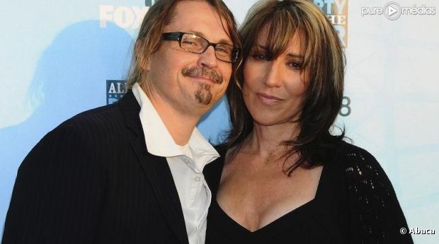 <meta charset="utf-8" />
Kurt Sutter et Katey Saga;