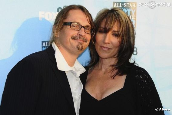 <meta charset="utf-8" />
Kurt Sutter et Katey Saga;