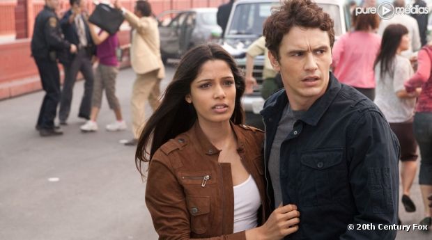 Freida Pinto et James Franco dans "La planète des singes : les origines"