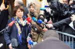 JDC-12 : Martine Aubry confisque un micro à un journaliste, A droite toute pour Nicolas Sarkozy