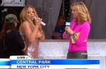 La robe de Mariah Carey lâche en plein direct ! (vidéo)