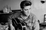 Le chanteur des White Stripes devient Elvis Presley