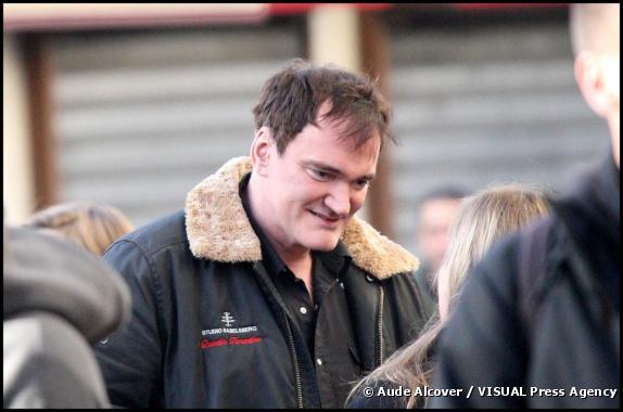 Quentin Tarantino sur le Tournage de son dernier film "Inglourious Basterds" à Paris dans le 18e arrondissement