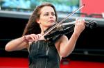 La violoniste des Corrs se lance en solo (son)