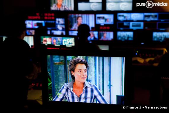 Alessandra Sublet présente "C à vous" sur France 5