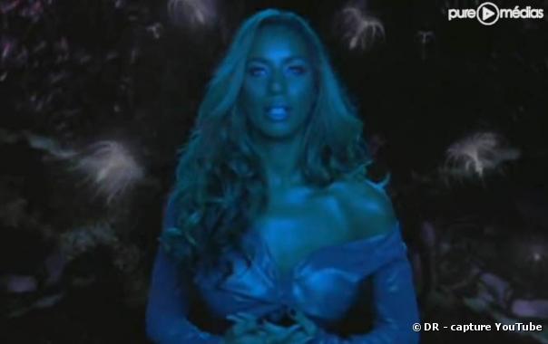 Leona Lewis dans le clip de "I See You"