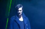 Vidéobuzz : le héros de "Doctor Who" sur scène à Glastonbury