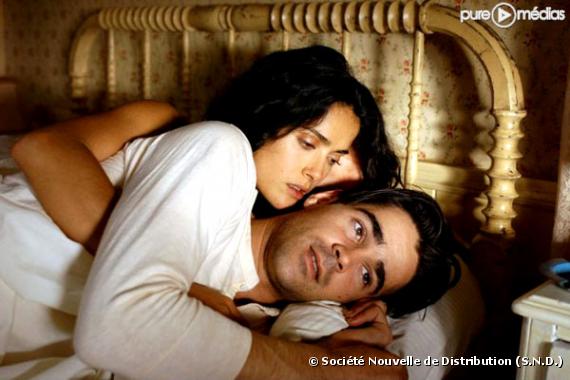 Salma Hayek et Colin Farrell dans "Demande à la poussière".