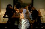 Clip : Enrique Iglesias prend du bon temps dans le très chaud "Tonight"