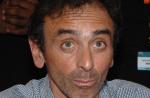 Eric Zemmour entarté !