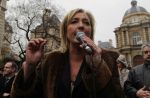 Le Front National juge "responsable du procès soviétique" le patron de France 2
