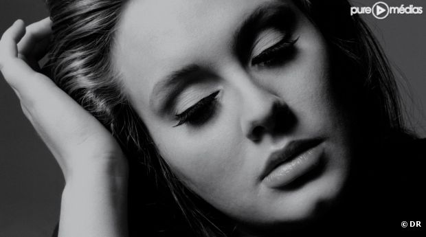 Adele sur la pochette de l'album "21"