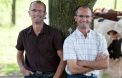 Jo et Rémi, frères agriculteurs de "L'amour est dans le pré" saison 7.