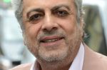 Enrico Macias "comprend" Depardieu : "C'est choquant de payer 75% d'impôts"
