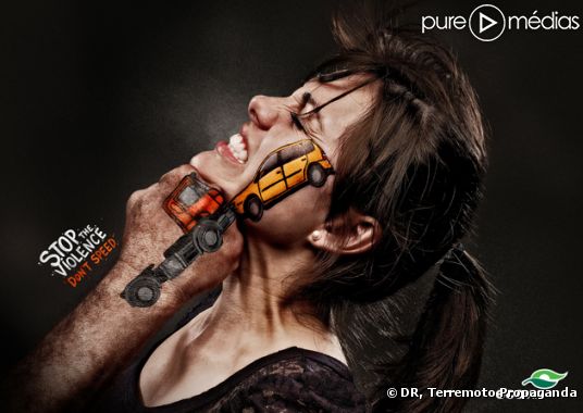 Terremoto à l'initiative d'un visuel qui claque pour sensibiliser à la vigilance sur la route.