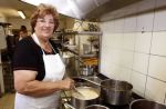 Maïté et sa complice Micheline de retour en cuisine ce midi !