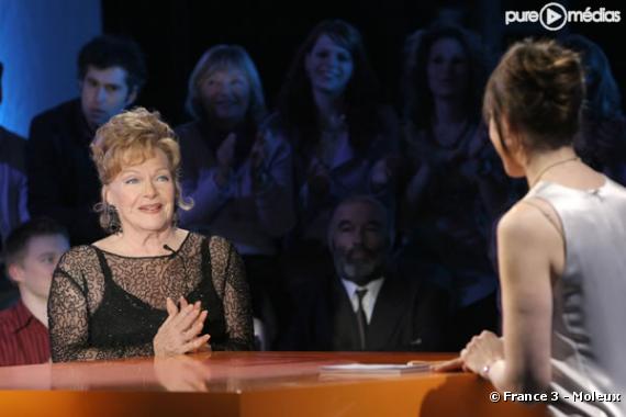 Line Renaud et Alexandra Kazan dans "La Reine Sylvie" sur France 3