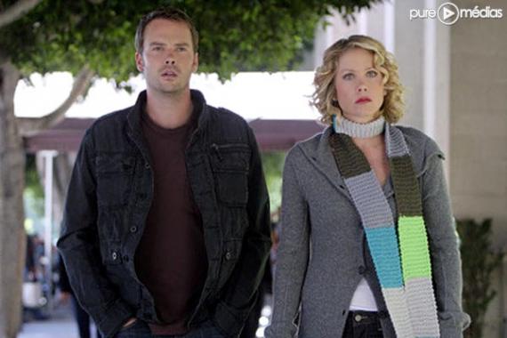 Barry Watson et Christina Applegate dans "Samantha Qui ?"