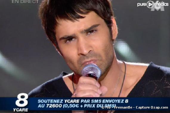 Ycare, candidate à Nouvelle Star 2008, lors du prime du 9 avril 2008.