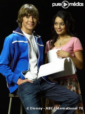 Zac Efron et Vanessa Hudgens dans "High School Musical"