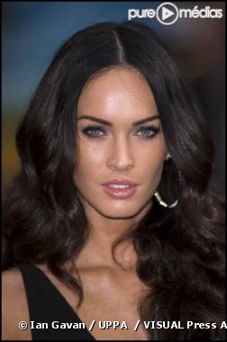 Megan Fox pour la première de The Transformers: Revenge Of The Fallen au Odeon Leicester Square à Londres