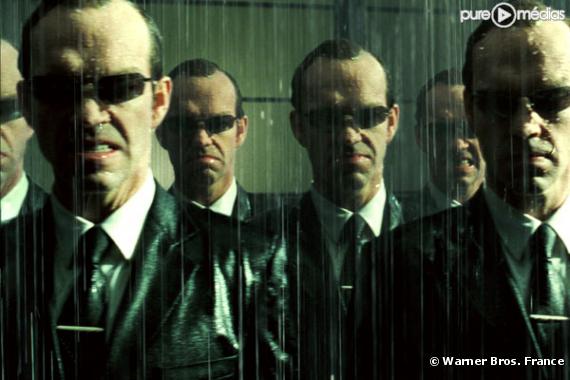 Hugo Weaving dans "Matrix revolutions".