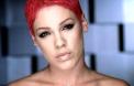 Pink dans le clip de "There U Go"