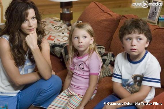Kate Beckinsale, Tatum McCann et Joseph Castanon dans "Click : télécommandez votre vie".
