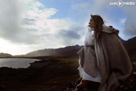 Zazie pose pour son album "Totem".