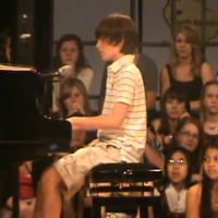 Vidéobuzz : Justin Bieber + GaGa = Greyson Chance