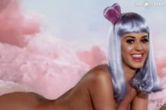 Katy Perry dans le clip de "California Gurls"