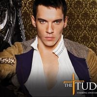 Jonathan Rhys Meyers dans l'adaptation de "Belle Du Seigneur"