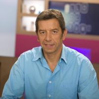 Vidéobuzz : Michel Cymès traité d'"abruti" en direct après une blague graveleuse