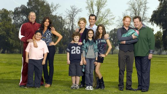 Audiences US : retour record pour "Modern Family", flop pour "The Whole Truth"