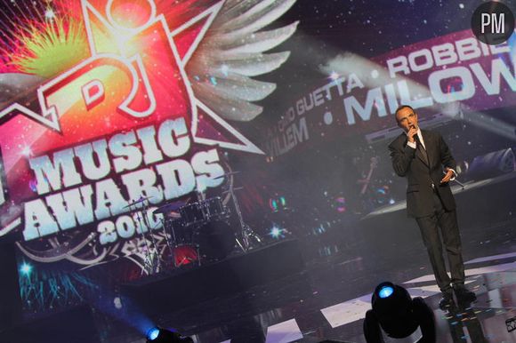 Nikos Aliagas présente les "NRJ Music Awards"