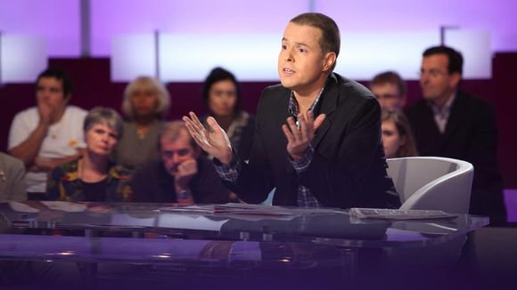 Nicolas Demorand va-t-il devoir quitter "C Politique" sur France 5 ?