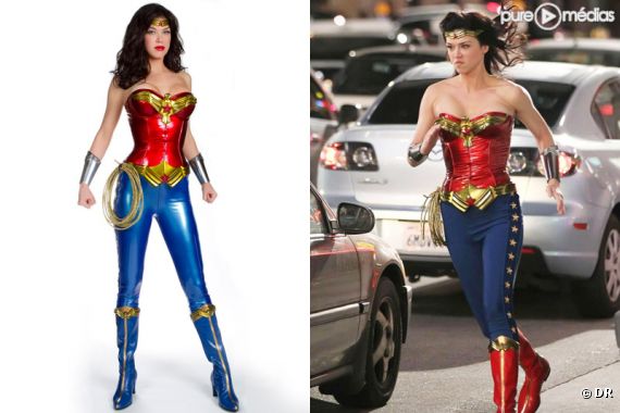 Wonder Woman avant (à gauche) et après (à droite)
