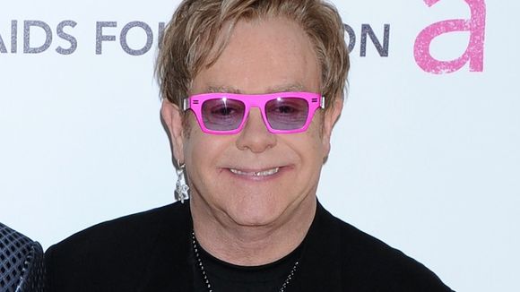 Elton John : La presse anglaise, "négative et odieuse", va s'en prendre à Kate et William