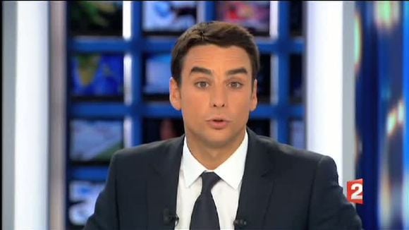 Le premier JT de Julian Bugier sur France 2, le 22 juillet 2011.