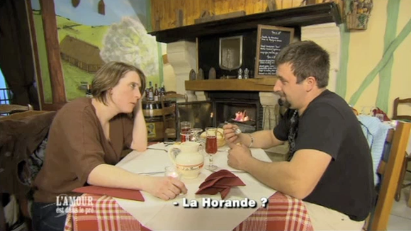 Zapping : Une prétendante de l'Amour est dans le Pré ne connaît pas la Hollande