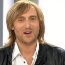 David Guetta interrogé par David Pujadas sur France 2, le 29 août 2011, pour la sortie de l'album "Nothing But The Beat"