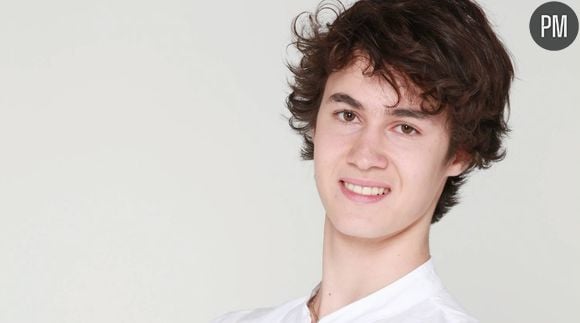 Désigné gagnant du "Dîner presque parfait - la meilleure équipe de France", Ruben Sarfati est le seul candidat amateur de cette troisième saison de "Top Chef". Le jeune homme de 18 ans avait particulièrement impressionné Jean-François Piège et Cyril Lignac lors de ses premiers pas sur M6 mais il va avoir fort à faire pour tenir la distance face aux 13 professionnels qu'il affrontera dans "Top Chef" 2012.