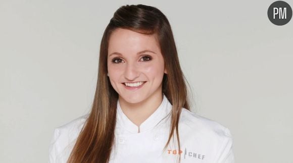 Noémie Honiat a 22 ans et elle est une passionnée de cuisine qui ne s'arrête jamais. Perfectionniste et curieuse, elle cumule les expériences puisqu'elle est à la fois étudiante dans un lycée hôtelier, en poste dans un restaurant d'Antibes, tout en prenant des cours de pâtisseries. Et quand elle ne fait pas l'une de ces trois activités, la jeune femme s'entraîne pour des concours de cuisine !