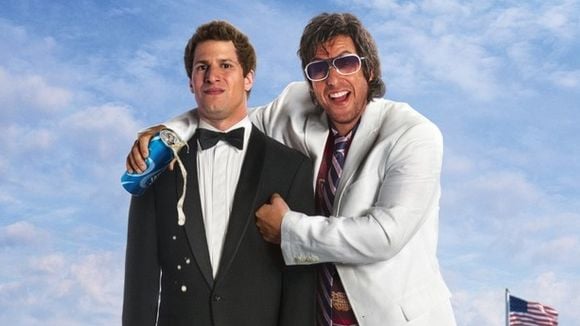 Bande-annonce : Adam Sandler est le "Crazy Dad" d'Andy Samberg