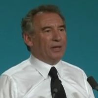 Quand François Bayrou se fait épingler par "Le Petit journal"