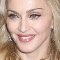 Disques : Madonna chute lourdement, Les Enfoirés et Gotye toujours leaders