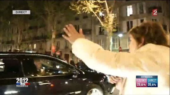 Zapping : Course poursuite dans les rues de Paris derrière la voiture de Nicolas Sarkozy sur France 2