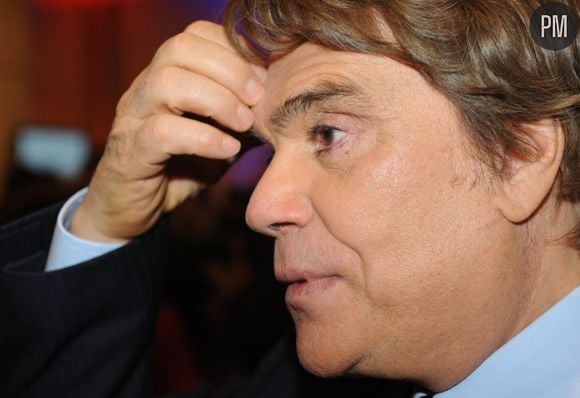 L'homme d'affaires Bernard Tapie est en piste pour racheter trois titres de la presse régionale.